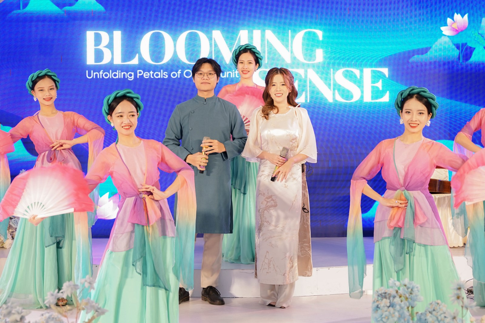 Singing and dancing performance