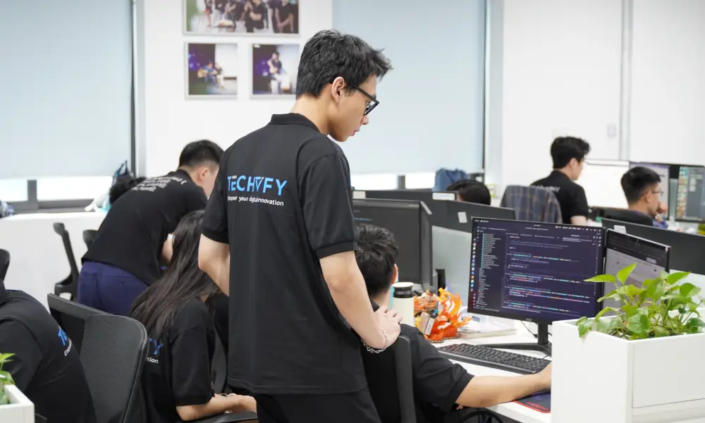 dedicated development team 4