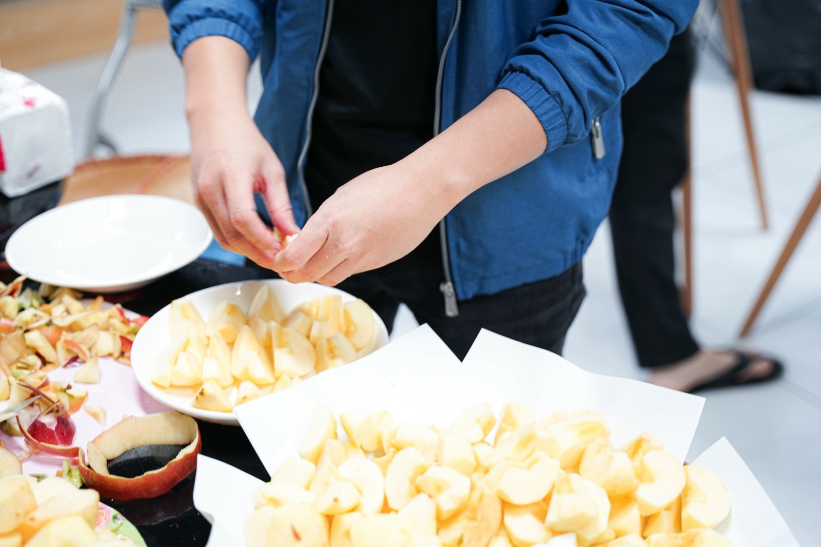 Employees decorating for Women's Day